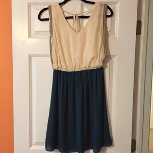 Small Boho Francesca's Semi-Formal Dress